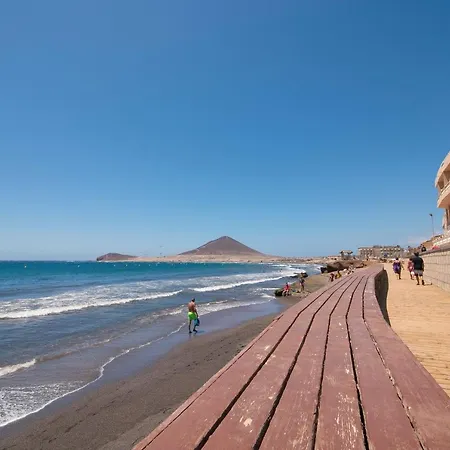 Alquilaencanarias-medano, Cabezo & Pool * El Medano (Tenerife)